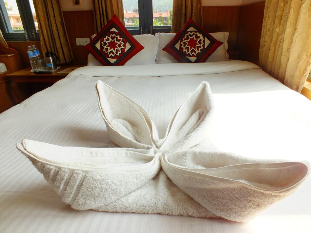 Hotel Greenland Pokhara Habitación foto
