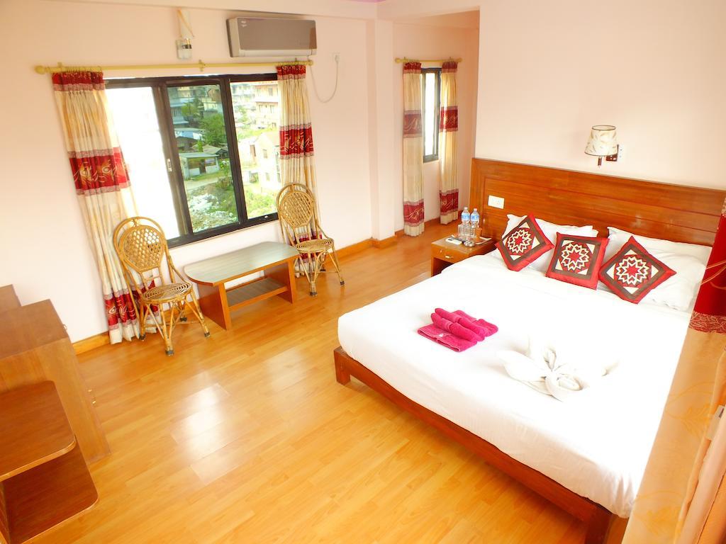 Hotel Greenland Pokhara Habitación foto