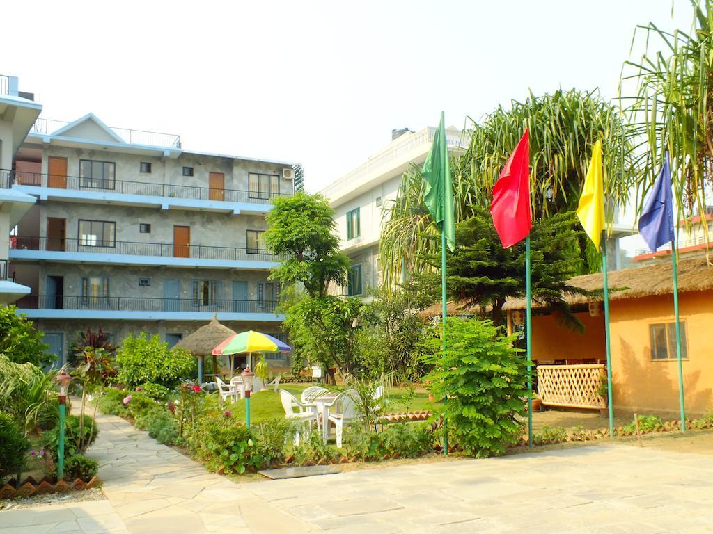 Hotel Greenland Pokhara Exterior foto